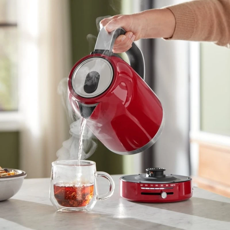 Czajnik KitchenAid 1,7 l z regulacją temperatury 5KEK1701EER, czerwony, zdjęcie 1