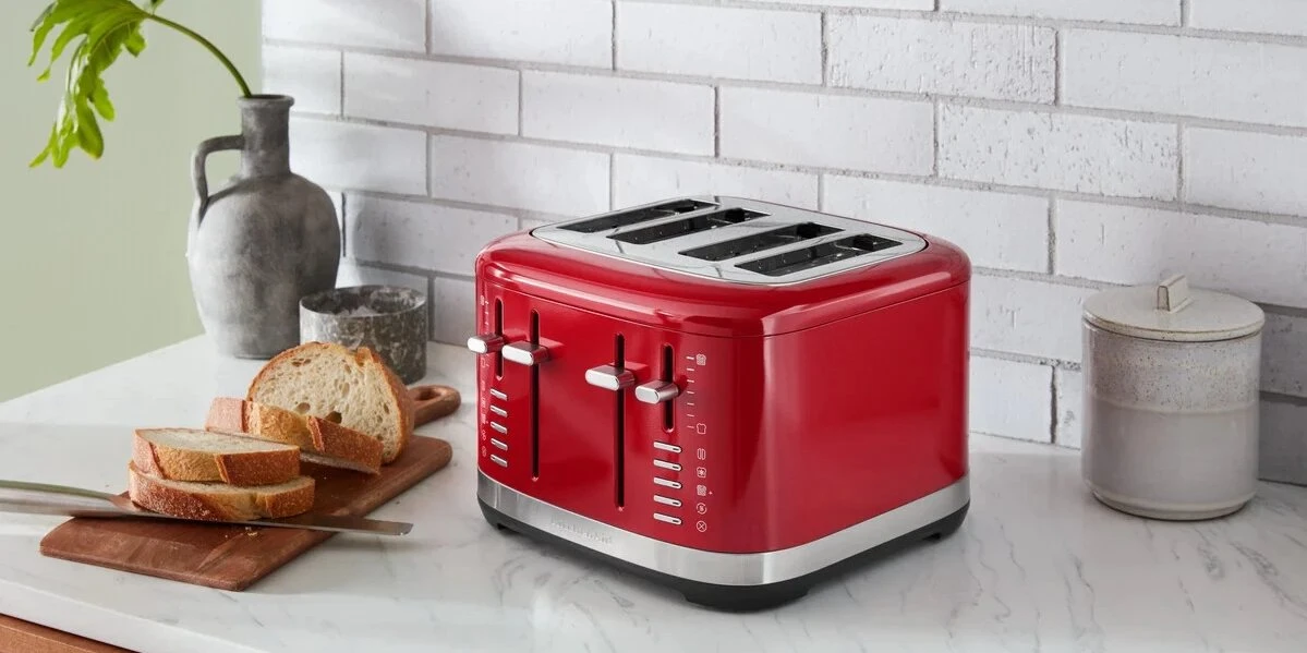 Toster KitchenAid na 4 kromki z manualnym sterowaniem 5KMT4109EER, czerwony, zdjęcie 1