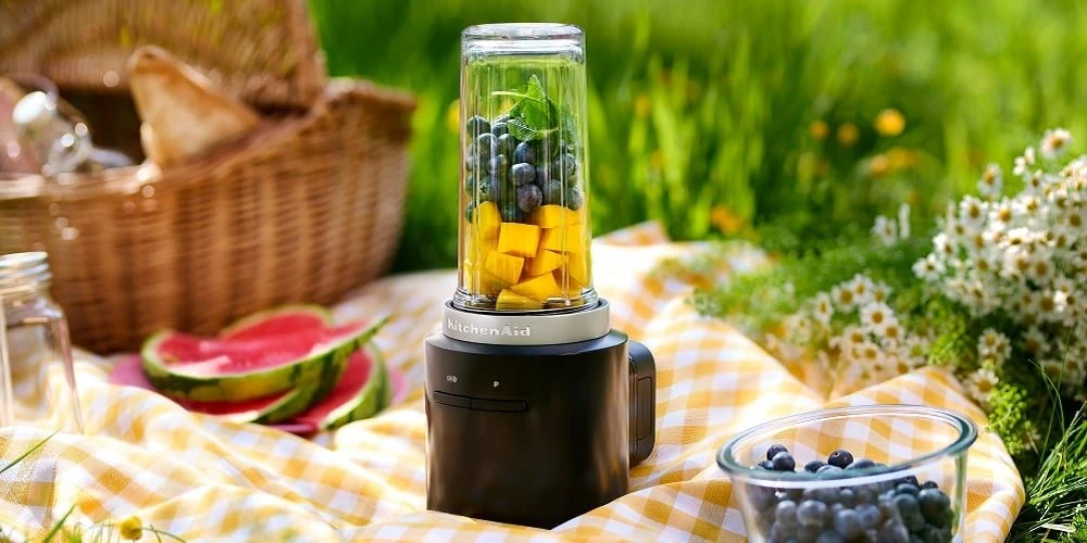 Bezprzewodowy blender kielichowy KitchenAid Go 5KSBR256BM, zdjęcie 3
