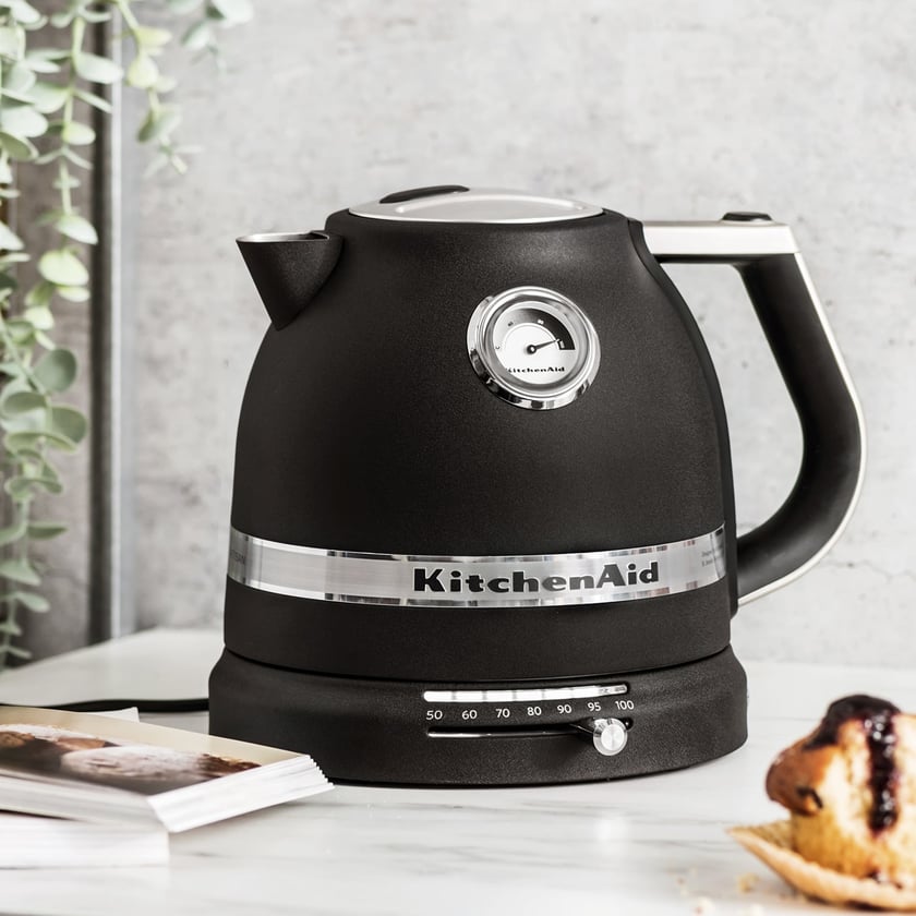 Czajnik KitchenAid Artisan 1,5 l żeliwny, wyposażenie