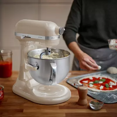 KitchenAid pizza