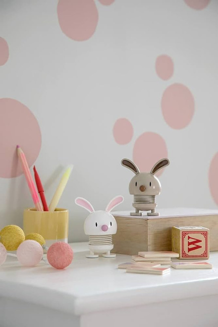 Figurka wielkanocna króliczek Bunny różowy dekoracja wiosenna Hoptimist