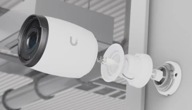 UBIQUITI UVC-AI-Pro Biała Kamera IP 4K Ultra HD 30fps IP65 3x Zoom Optyczny PoE 1000Mbps