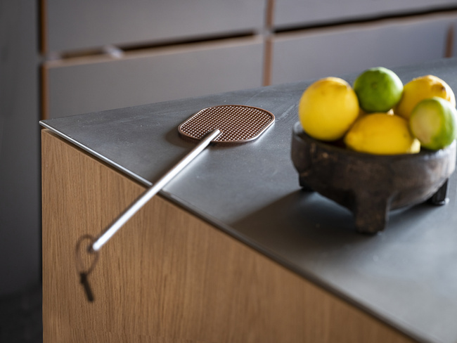 Łapka na muchy Singles Warm Grey 15117 - Zone Denmark