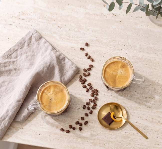 Filiżanki do espresso 120 ml ze złotym rantem Geo Gold - Vialli Design