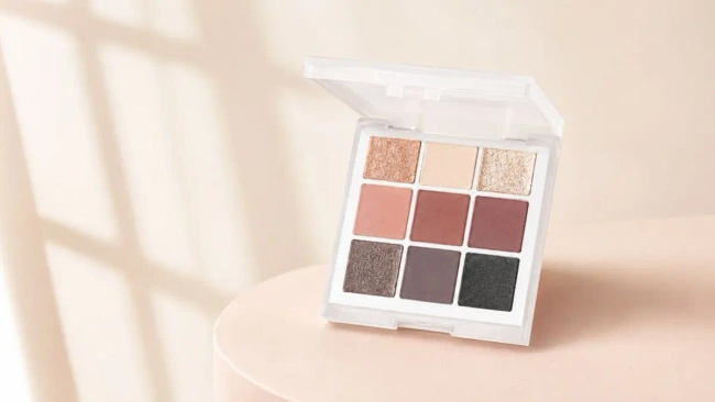 Paleta cieni do powiek Lovro Moderate Eyeshadow Palette, 9 odcieni, 8 g