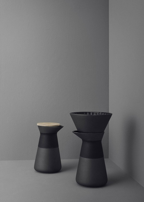 Mlecznik Theo Czarny - Stelton