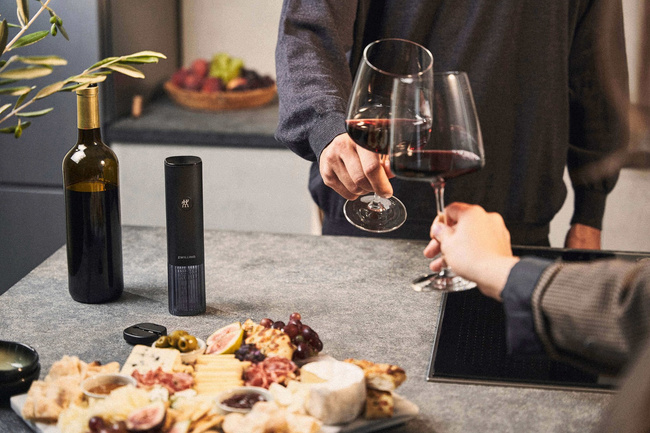 Zwilling Enfinigy Otwieracz do wina, czarny