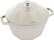 Garnek żeliwny Staub La Cocotte Diament 22 cm, 2,8 l, truflowy