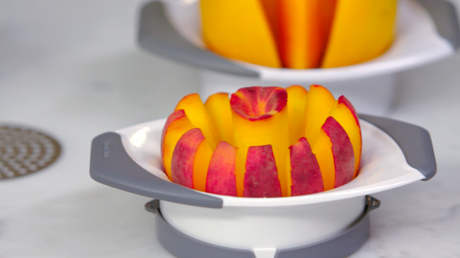 Krajacz do brzoskwiń - Jamie Oliver