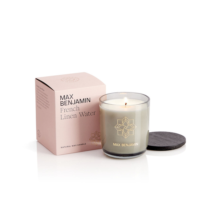 Świeca French Linen Water 210 g - Max Benjamin