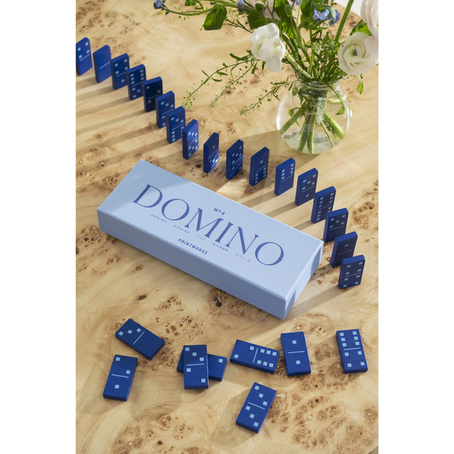 Domino Printworks, jasnoniebieskie, drewniane kostki w pudełku