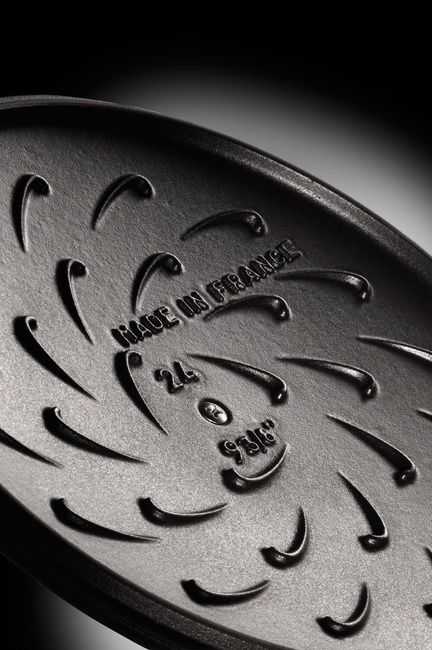 Staub żeliwna patelnia do duszenia z pokrywką 24 cm, czarny