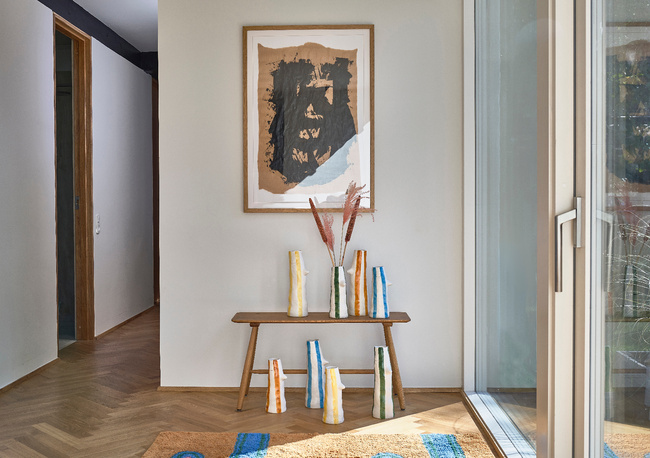 Wazon z kamionki Villa Collection Styles z dziobkiem, 34 cm, zielone paski