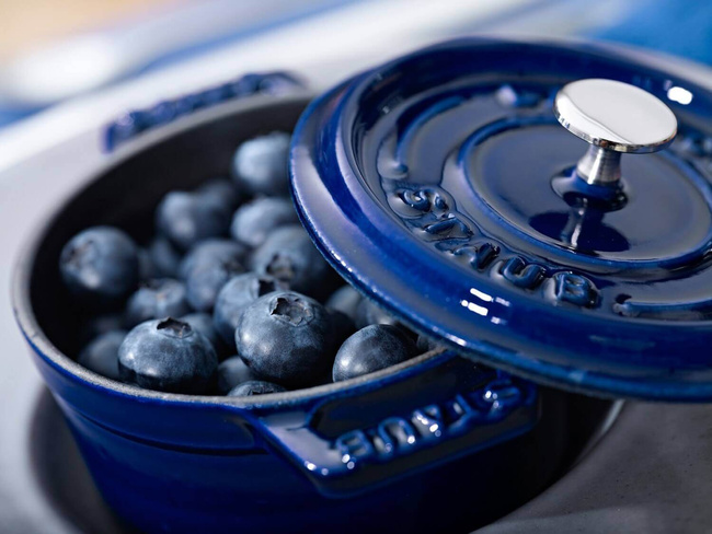 Staub Mini Cocotte mini garnek żeliwny okrągły 250 ml, niebieski