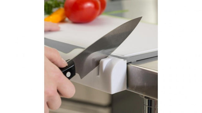 Deska do krojenia z ostrzarką KitchenIQ polipropylen SM-50929 KitchenIQ 