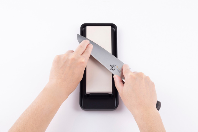 Kamień do ostrzenia 4000 w etui Seki Magoroku - Kai