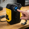 Extralink | Kompresor samochodowy | na gniazdo zapalniczki, 150PSI, 100W, LCD, latarka, akcesoria