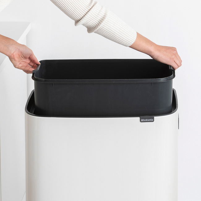 Kosz na śmieci Bo Touch bin Hi 60 l biały - Brabantia