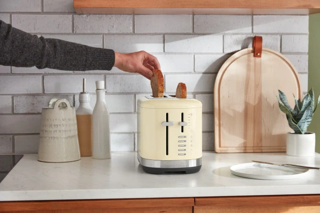 Toster KitchenAid na 2 kromki 5KMT2109EAC Almond Cream