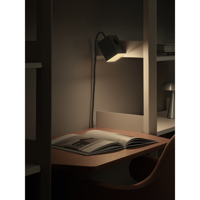 Lampka LED do gniazdka Avolt Lamp 1, zielona Oak Green, ze ściemniaczem