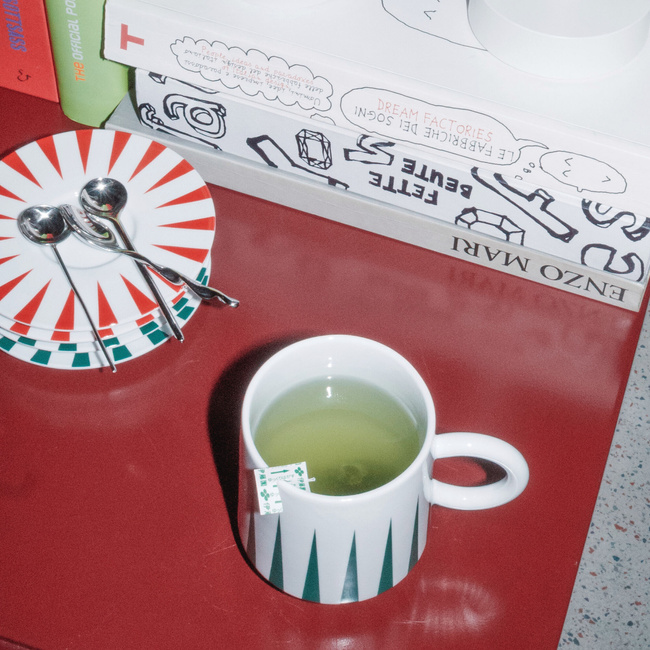 Kubek porcelanowy Alessi Delight NZ09 GR, zielony, 380 ml