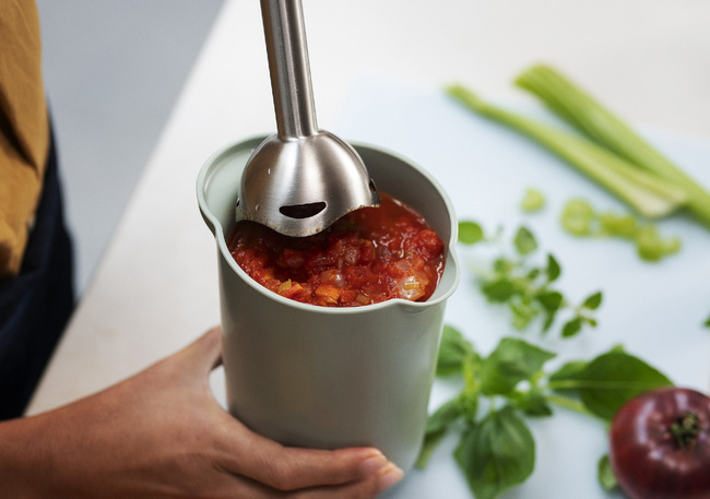 Dzbanek do miksowania z pokrywką Chef It 1000 ml Navy Mepal 