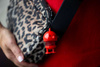 Zawieszka Hoptimist Charm Red, brelok i mini figurka Bumble