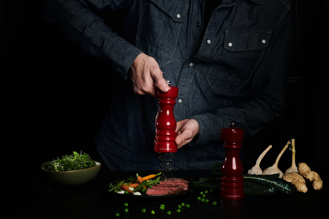 Młynek do pieprzu London Czerwony Połysk 18 Cm - Cole&Mason