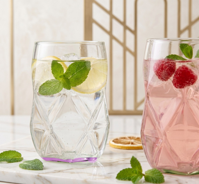 Szklanki Vialli Design Geo Fondo Pink 32163 z różowym dnem, 4 x 450 ml