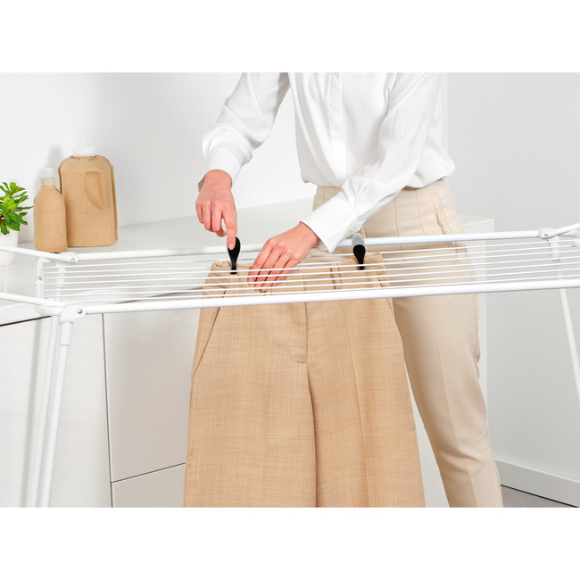 Suszarka stojąca Brabantia HangOn Too 22 m, biała