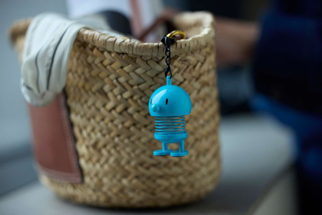 Brelok zawieszka Bumble Charm Turquoise 2w1 brelok i figurka Hoptimist