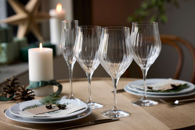 Kieliszki do czerwonego wina Lyngby Glas Ane 650 ml, komplet 4 sztuk