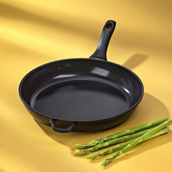 Patelnia ceramiczna 32 cm czarna atura - Kela