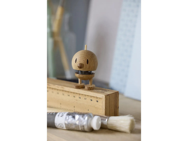 Hoptimist figurka Bumble Xs Mini dąb Fsc dekoracja skandynawska 5,8 cm
