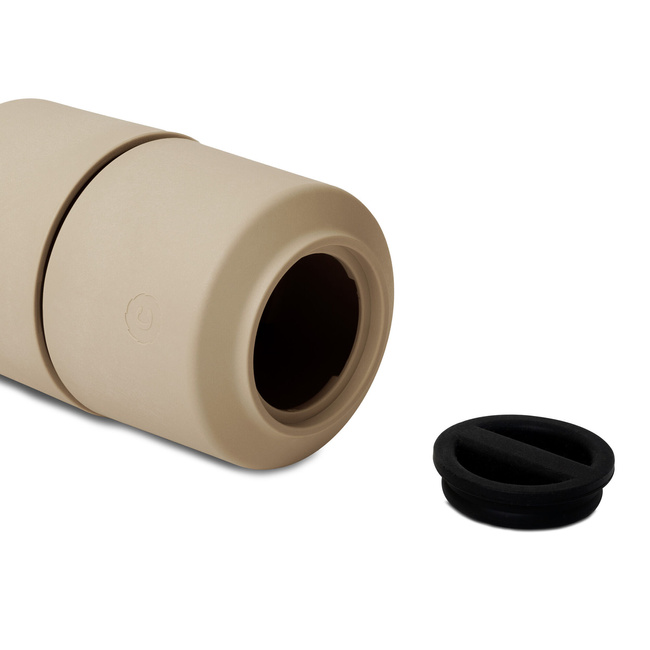 Crushgrind Billund 12 cm młynek do czosnku beżowy ceramiczny premium