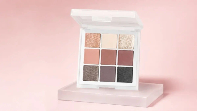 Paleta cieni do powiek Lovro Moderate Eyeshadow Palette, 9 odcieni, 8 g