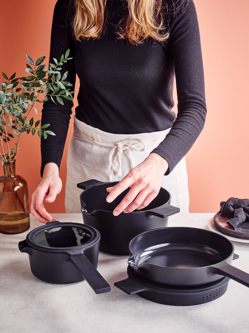 Zestaw garnków Brabantia Compact, 5 elementów, czarny, na indukcję