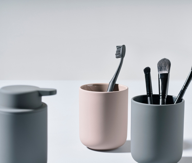 Kubek na szczoteczki do zębów Ume Grey 330398 - Zone Denmark