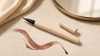Eyeliner w płynie Lovro Shimmer Eyeliner 01 Chocolate, czekoladowy z drobinkami