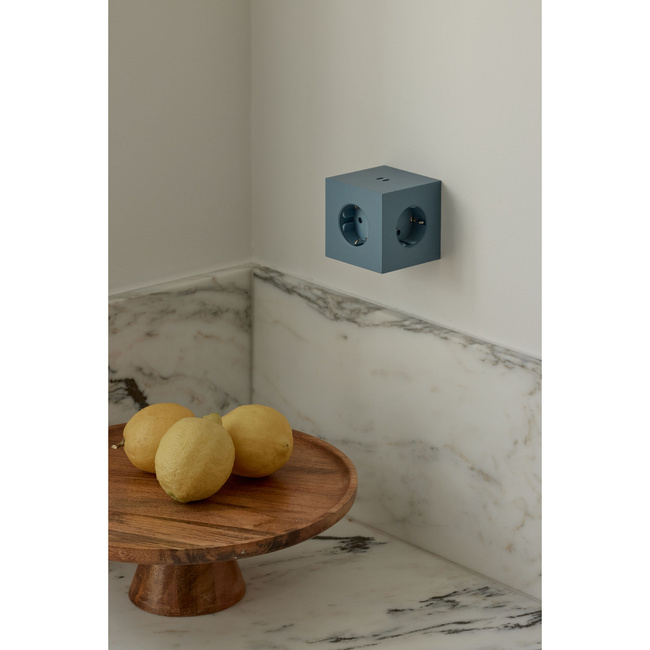 rozszerzacze gniazd z podwójnym USB-C 30 W opalizująca biel Square 2 - Avolt x Martinelli Luce limitowana edycja