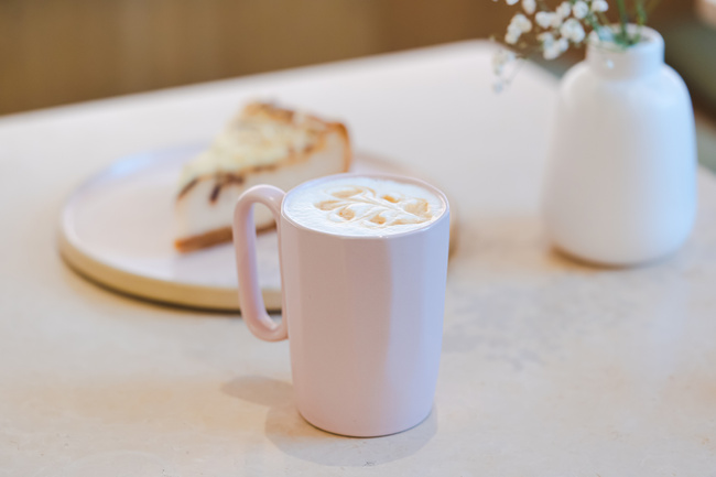 Dwa kubki ceramiczne z uszkiem 250 ml Fuori Rożowe 30008 - Vialli Design