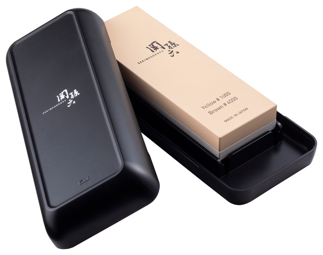 Kamień do ostrzenia 1000/4000 w etui Seki Magoroku - Kai