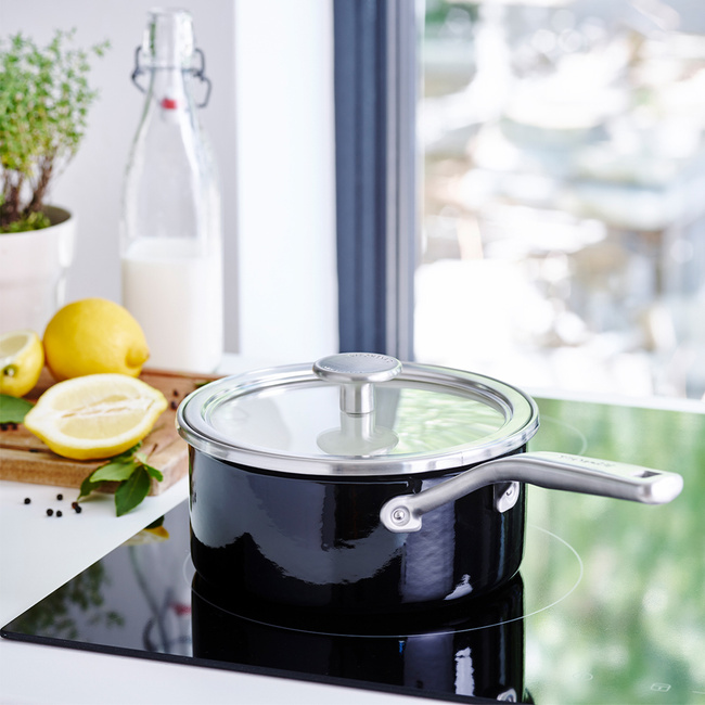 Rondel emaliowany KitchenAid 2,4 l z pokrywką, czarny
