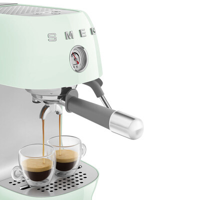 Smeg - Ekspres do kawy, kolbowy ECF03PGEU 50's Style - zielony