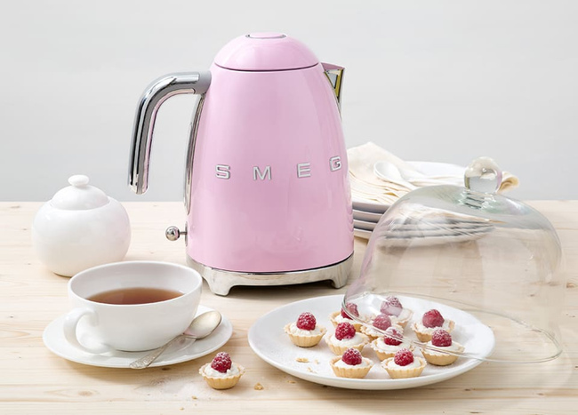 Smeg - Czajnik elektryczny 50's Style Klf03sbmeu Storm Blue (mat)