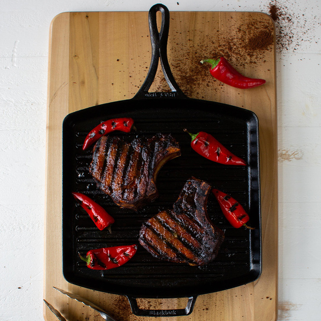 Patelnia żeliwna grillowa 30 cm Blacklock - Lodge