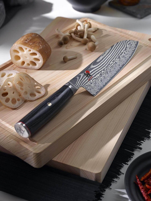 5000fcd Nóż Santoku 18 cm - Miyabi
