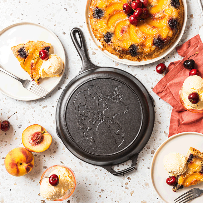 Patelnia żeliwna 26 cm Dolly Parton - Lodge