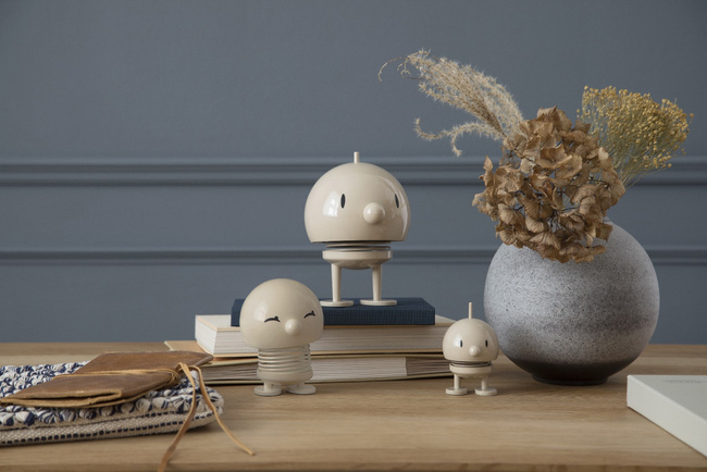 Figurka Hoptimist Bimble M latte 9,5 cm dekoracja biurkowa Abs